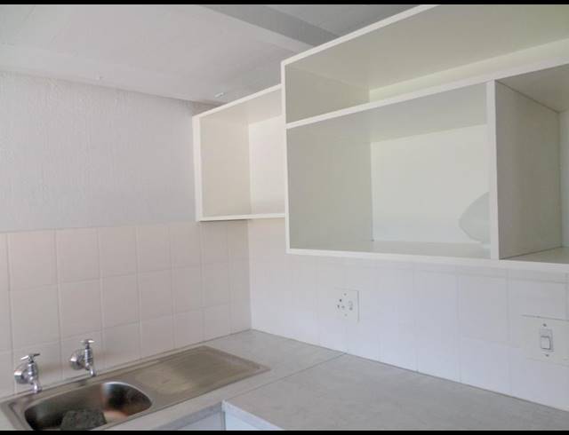 1 BEDROOM PROPERTY TO RENT IN FERNDALE